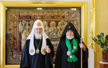 Catholicos of All Armenians Met with the Patriarch of Moscow and All of Russia
