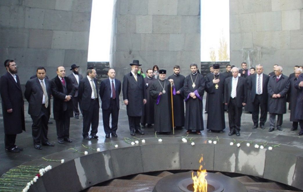 His Holiness Karekin II and Chief Rabbi Metzger Visit Armenian Genocide Memorial