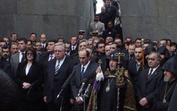 Catholicos of All Armenians Commemorates Armenian Genocide