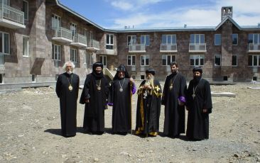 Two Pontiffs Visit Vaskenian Seminary of Lake Sevan