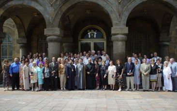 Pilgrims from the Western Diocese of the Armenian Church of North America in Holy Etchmiadzin