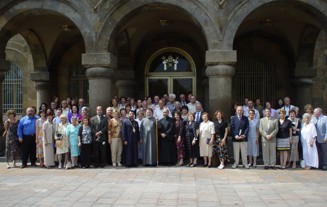 Pilgrims from the Western Diocese of the Armenian Church of North America in Holy Etchmiadzin