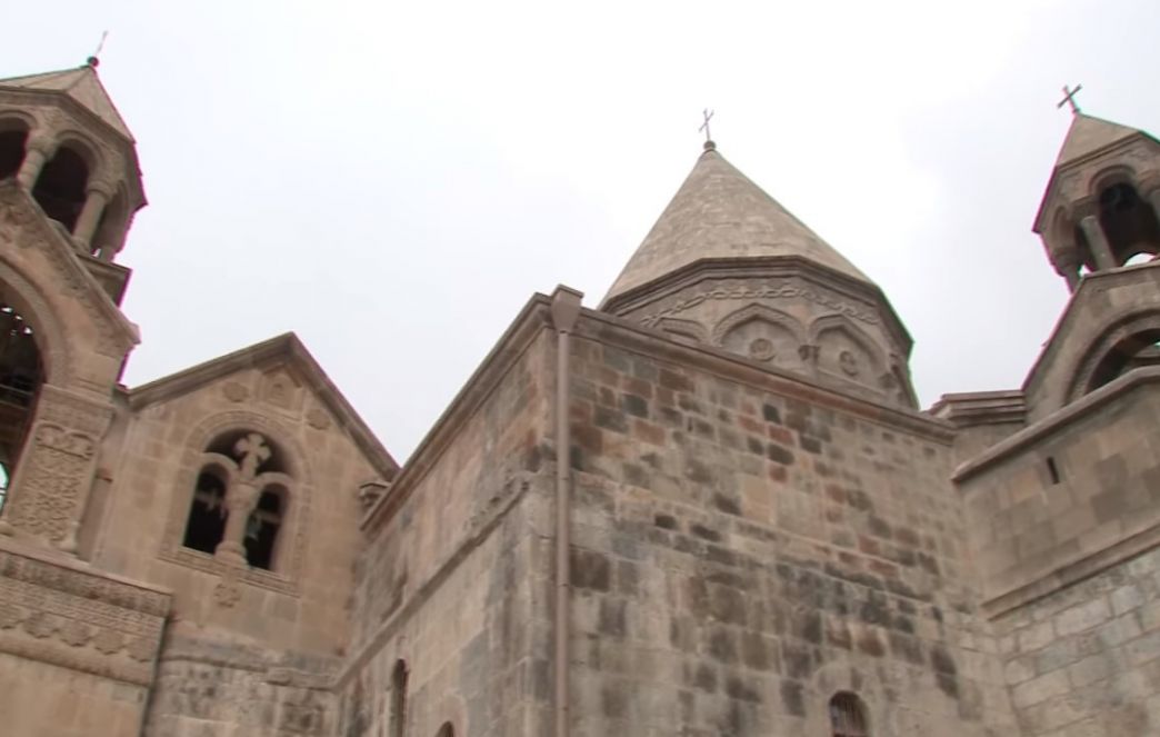 His Holiness Karekin II Assigns New Priests