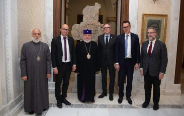 The Catholicos of All Armenians Received Members of the Switzerland-Armenia friendship group