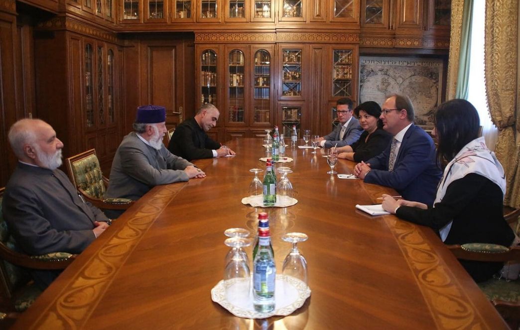 The Catholicos of All Armenians Received the EP MP