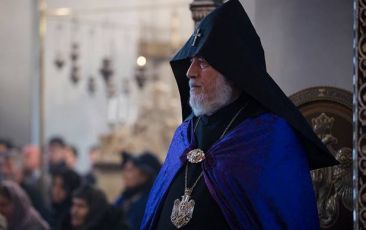 Catholicos of All Armenians Extends Condolences to Family of Charles Aznavour