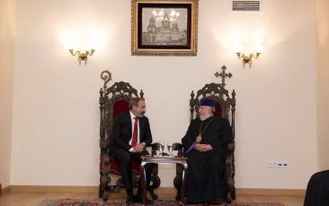 Catholicos of All Armenians Received the Acting Prime Minister of the Republic of Armenia