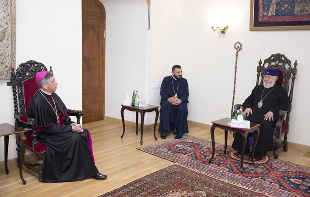 Catholicos of All Armenians Received Apostolic Nuncio to Armenia