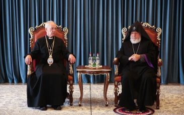 The Catholicos of All Armenians Hosted the Archbishop of Canterbury
