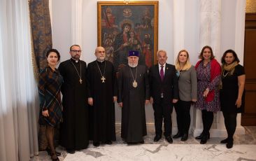 The Catholicos of All Armenians received the delegation of the Western Diocese of the Armenian Church of North America
