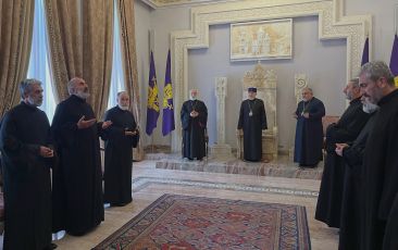 The Catholicos of All Armenians Had a Meeting with the Priest Accelerated Course Clergymen​