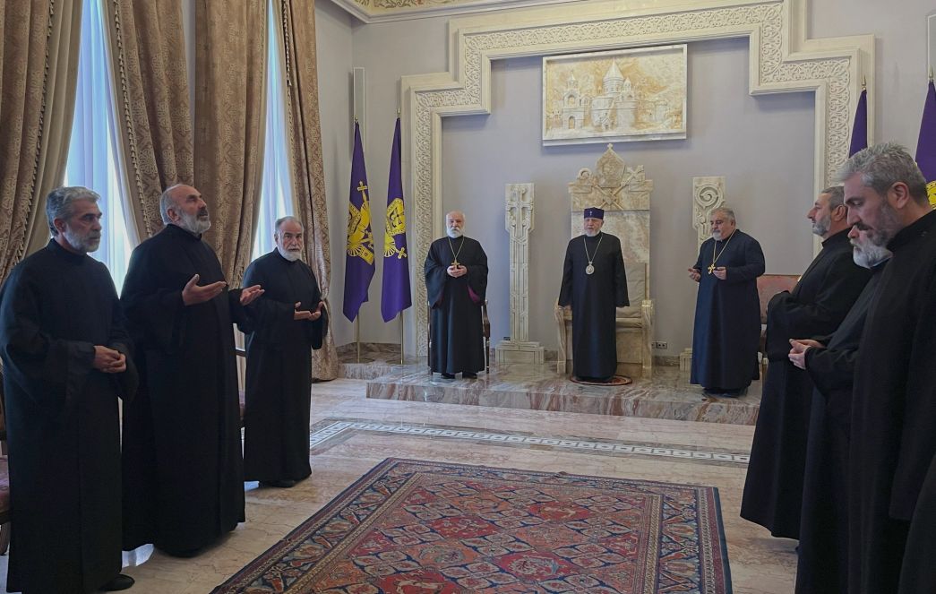 The Catholicos of All Armenians Had a Meeting with the Priest Accelerated Course Clergymen​