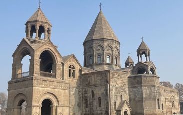 Catholicos of All Armenians Received President of AGBU