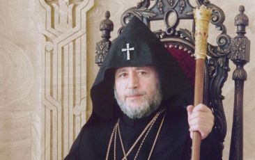 Catholicos of All Armenians Congratulates Newly Elected President of France