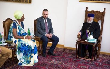 Catholicos of All Armenians Received Delegation from the Aurora Prize