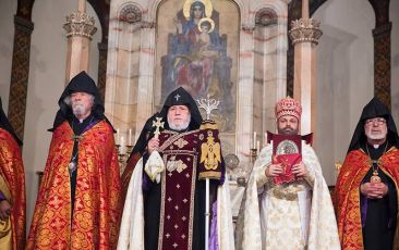 Second Palm Sunday and First Republic Day Commemorations in the Mother See of Holy Etchmiadzin