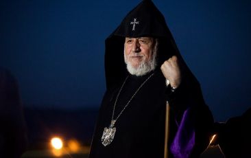 Catholicos of All Armenians Sends Condolences to UK Prime Minister