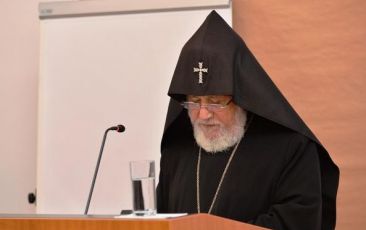 Catholicos of All Armenians Visited the "Bread for the World" Social Service Center in Berlin and Presided Over the “Christians of Middle East” International Conference