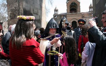 Armenian Church Blesses Children