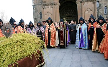 Ծաղկազարդի տոնը Մայր Աթոռ Սուրբ Էջմիածնում