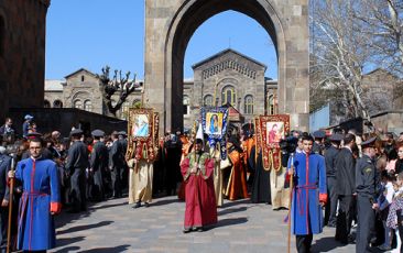 Սուրբ Հարության տոնը Մայր Աթոռ Ս. Էջմիածնում