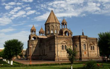 Celebrations for the Feast of Holy Etchmiadzin