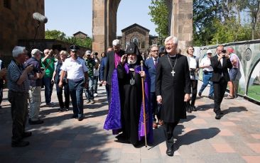 В Первопрестольный Святой Эчмиадзин прибыла делегация совета Протестантских Церквей Германии