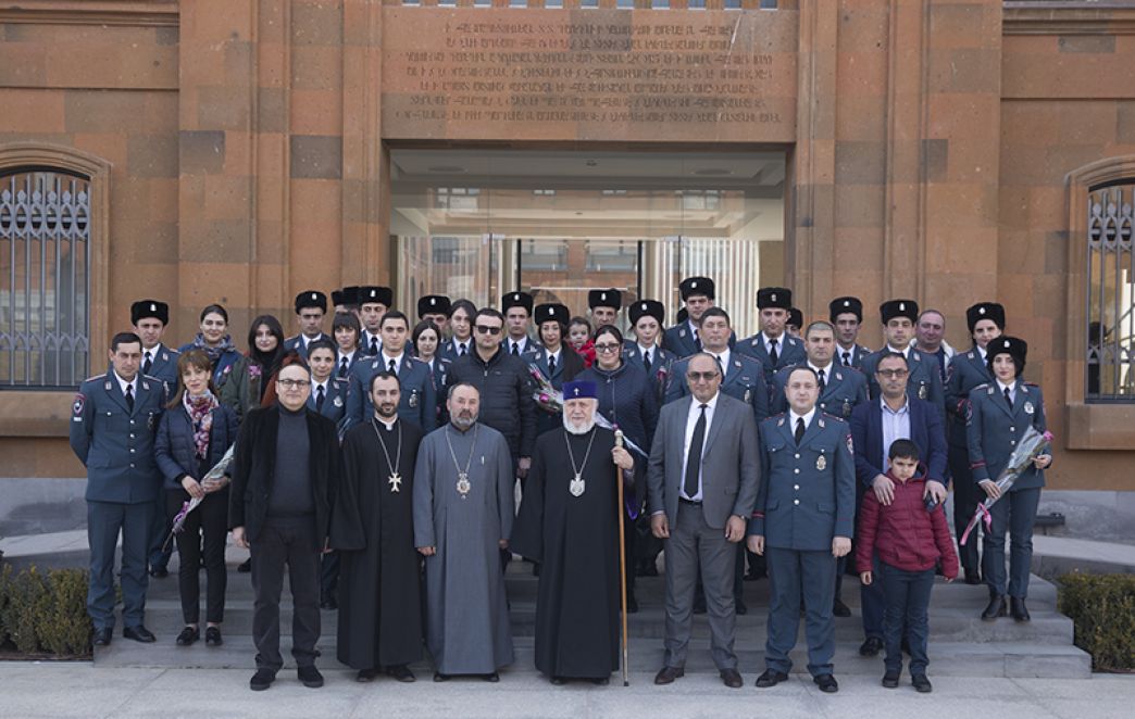 Catholicos of All Armenians Conveyed his Blessings to the Students of the RA Police Educational Complex