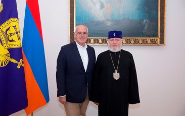 Catholicos of All Armenians Received AGBU President Berge Sedrakyan