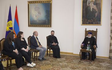 Catholicos of All Armenians Received Students from the Department of Armenology of the University of Fresno