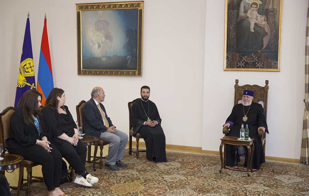 Catholicos of All Armenians Received Students from the Department of Armenology of the University of Fresno