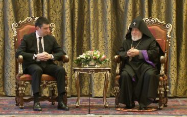 His Holiness Karekin II Received Prime Minister of Georgia