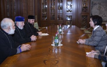 Catholicos of All Armenians Received Ambassador of Lithuania to the Republic of Armenia