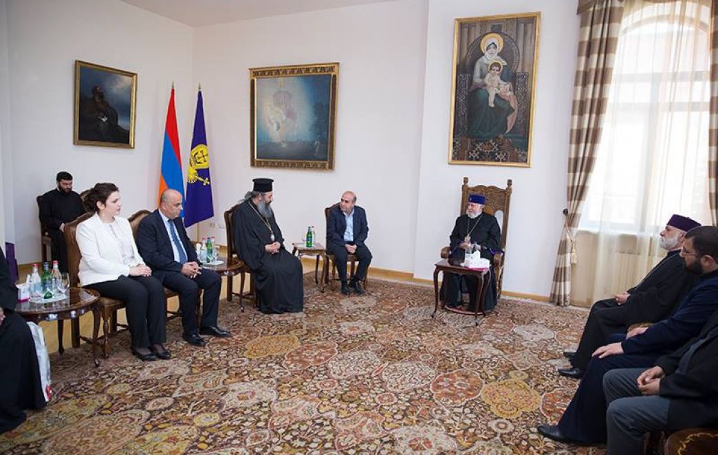 Catholicos of All Armenians Received Metropolitan Zahle of Orthodox Church of Antioch