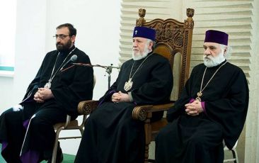 Catholicos of All Armenians Welcomed Volunteer Defenders Union Board Members