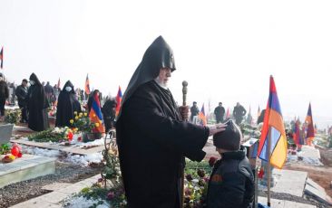 Catholicos of All Armenians Visited Yerablur