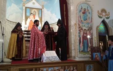 “Hrashapar” Service at the Holy Mother of God Church in Melbourne