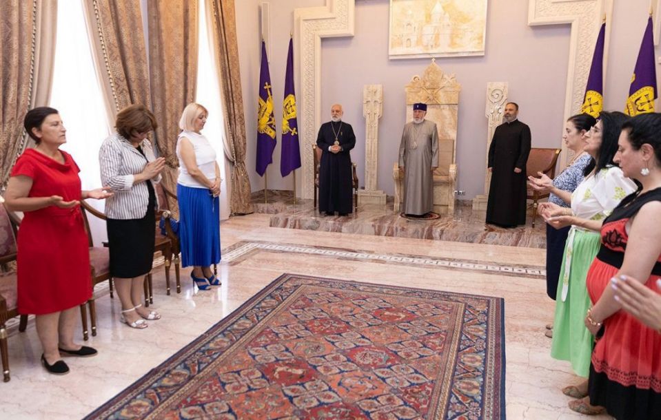 The Catholicos of All Armenians received the regional officials of the CEC in the Mother See