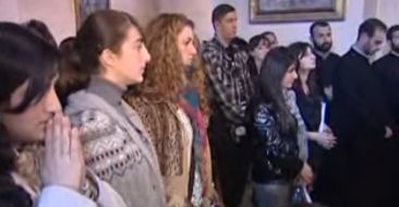 "Youth of Holy Etchmiadzin" group members visit the Mother See