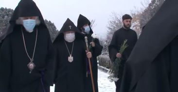 The Pontiff All Armenians Offered Prayers at the "Erablur" Military Pantheon