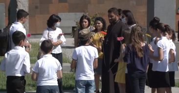 The Students of Calcutta Seminary Visited the Komitas Pantheon in Yerevan