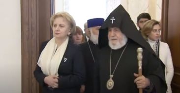 Catholicos of All Armenians Received the Speaker of the Parliament of the Republic of Moldova