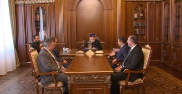 Catholicos of All Armenians Receives the President of Supreme Judicial Council