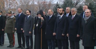 Catholicos of All Armenians and State Officials Visited the "Erablur" Pantheon