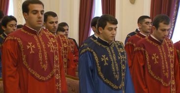 Catholicos of All Armenians Congratulated Deacons