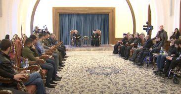 Catholicos of All Armenians Hosted President Armen Sargsyan and 15 Servicemen