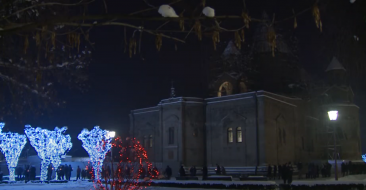 Mother See Decorated for New Years Eve and Christmas