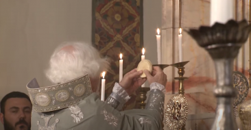 Easter Eve Candlelight Divine Liturgy Celebrated in the Mother See