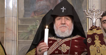 Candlelight Divine Liturgy in the Mother See (2018)