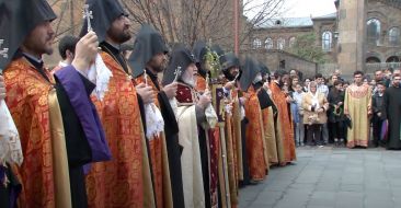 Palm Sunday Celebrated in the Mother See